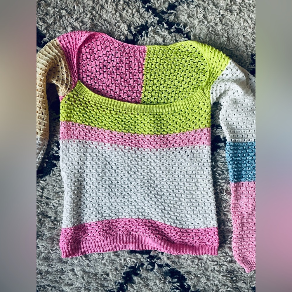 Crochet Color-block Sweater - Picture 2 of 4